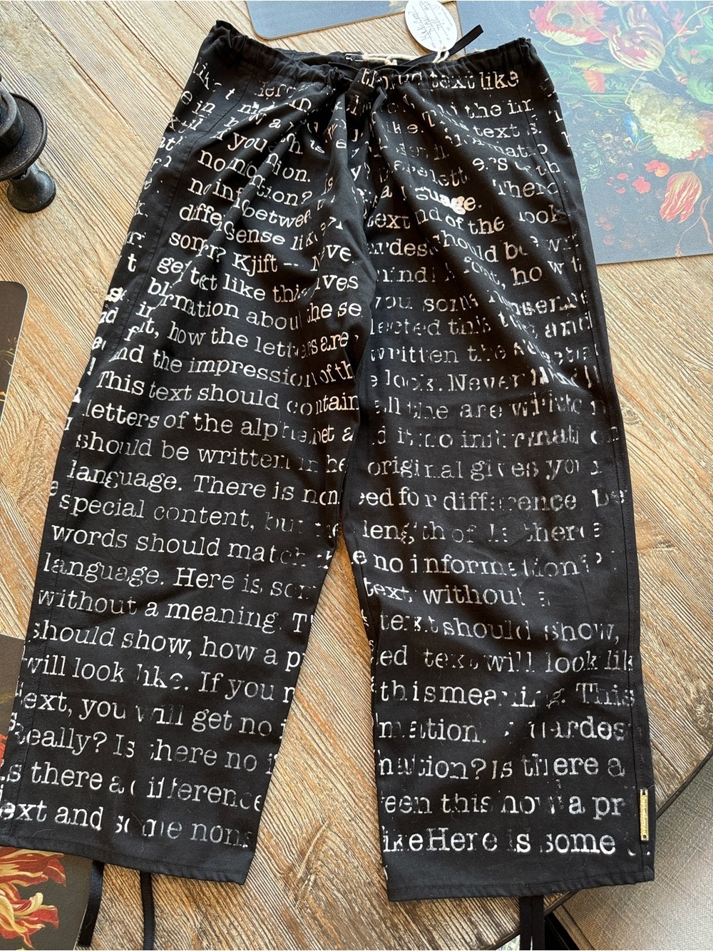 Paper Temples BOUTIQUE Typewriter Crop Drawstring Pants L XL 12-16 (brand 3)